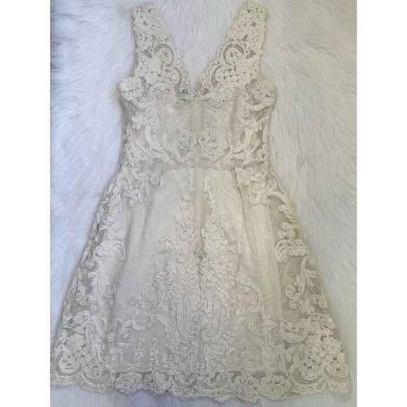 BHLDN Yoana Baraschi Alexandra Dress 💗🤍 - Picture 7 of 10